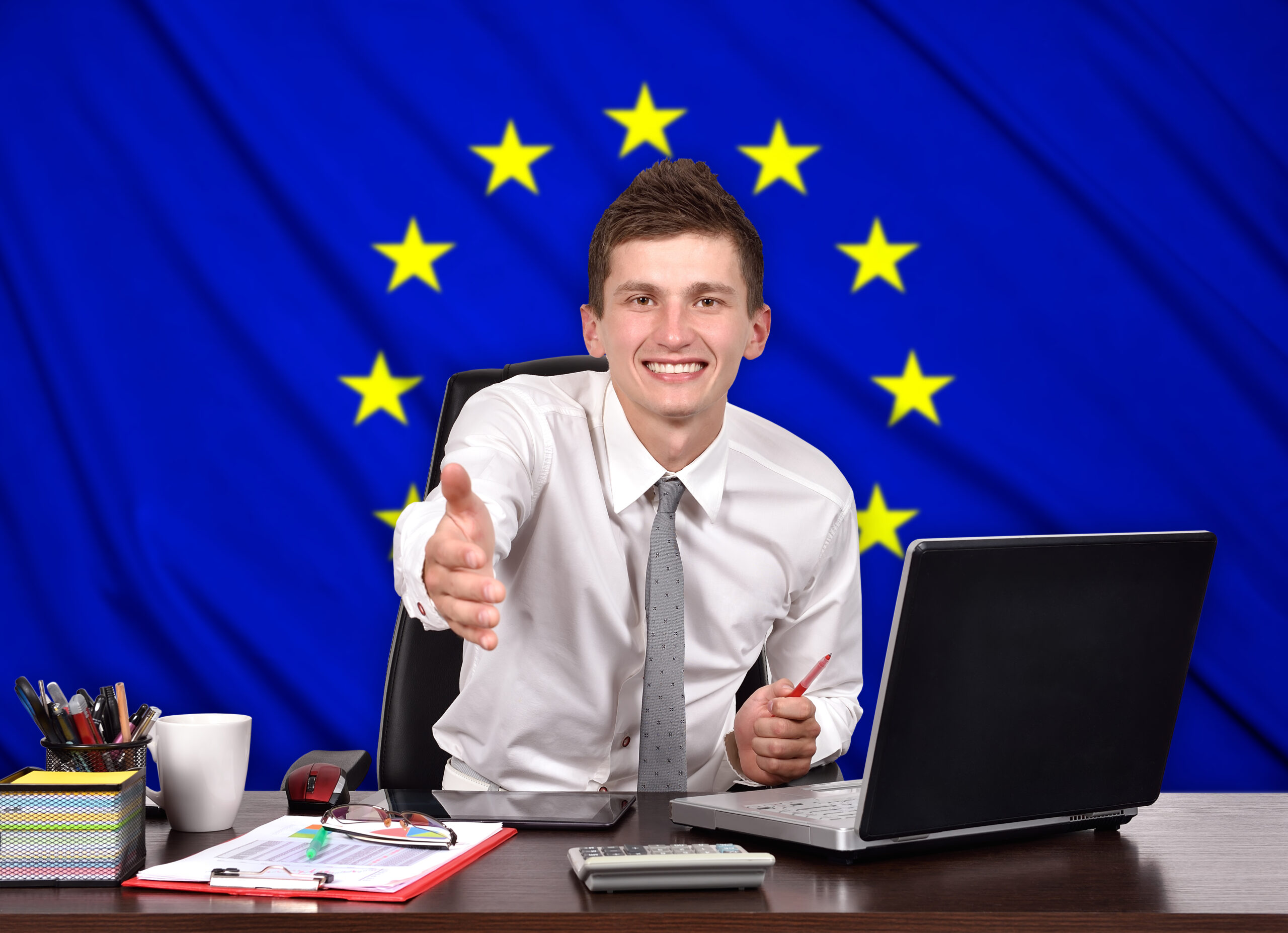 mann-greift-aus-scaled